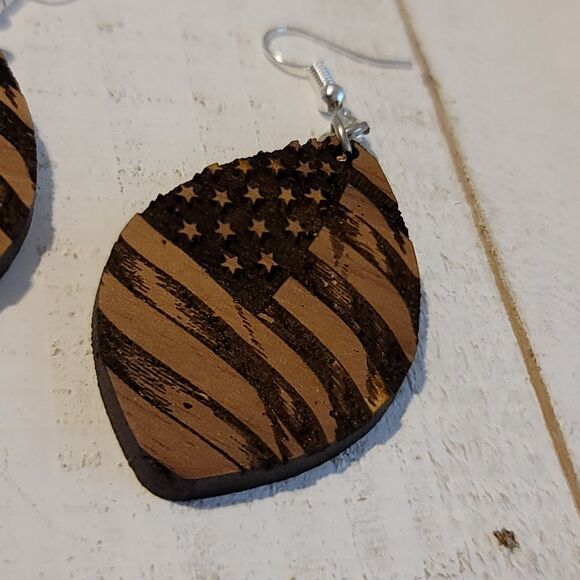 Handmade American Flag Dangle Earrings – Laser Cut Wood Patriotic Jewelry - Picture 5 of 7